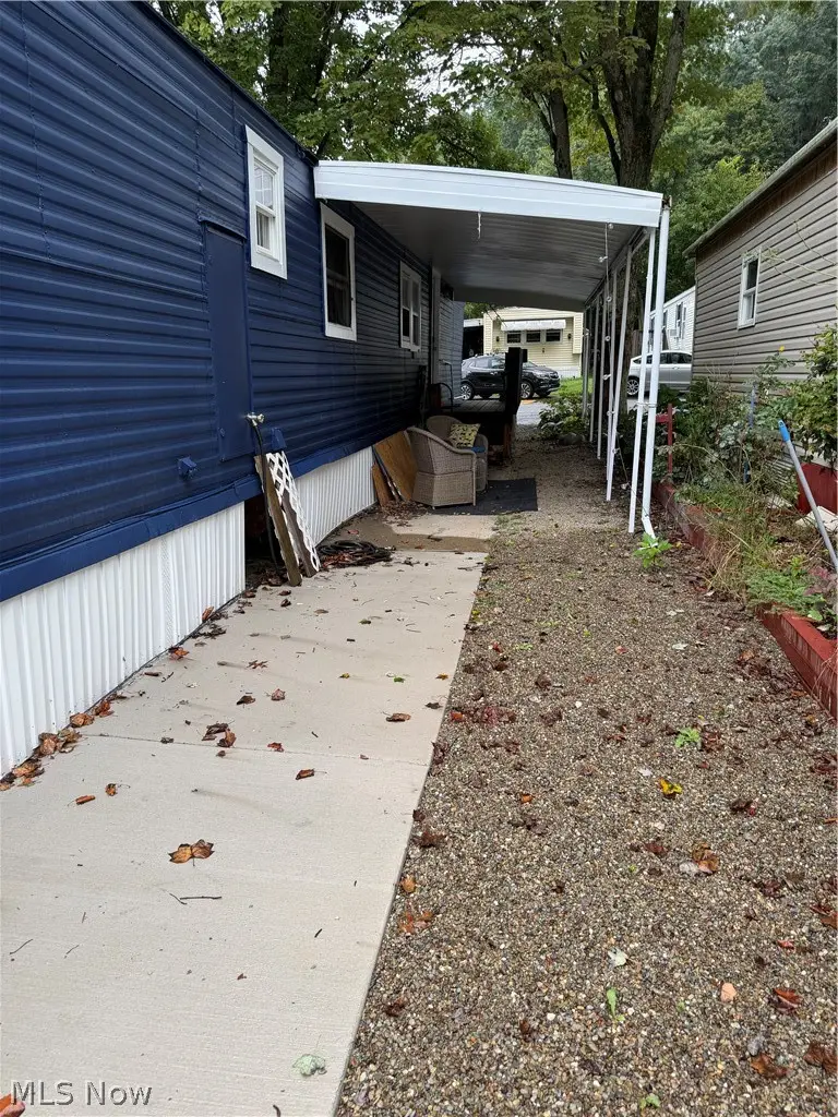 12 E Buddy Street #12, Barberton, OH 44203 - #3