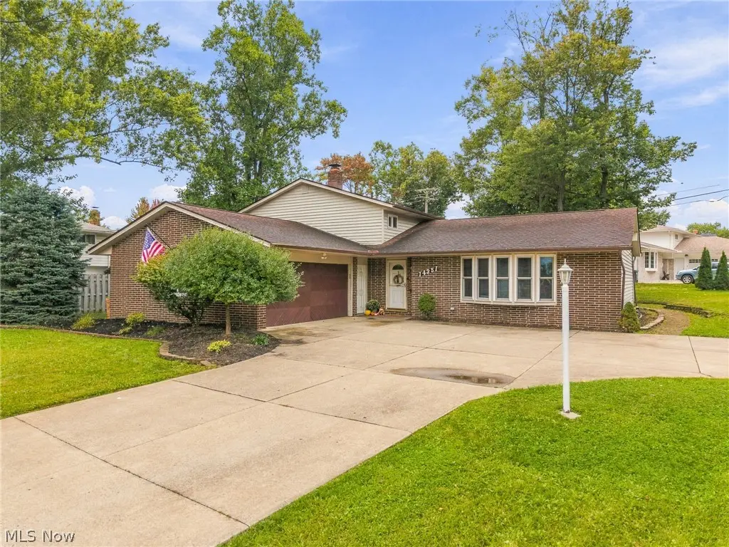 14351 Indian Creek Drive, Middleburg Heights, OH 44130 - #1