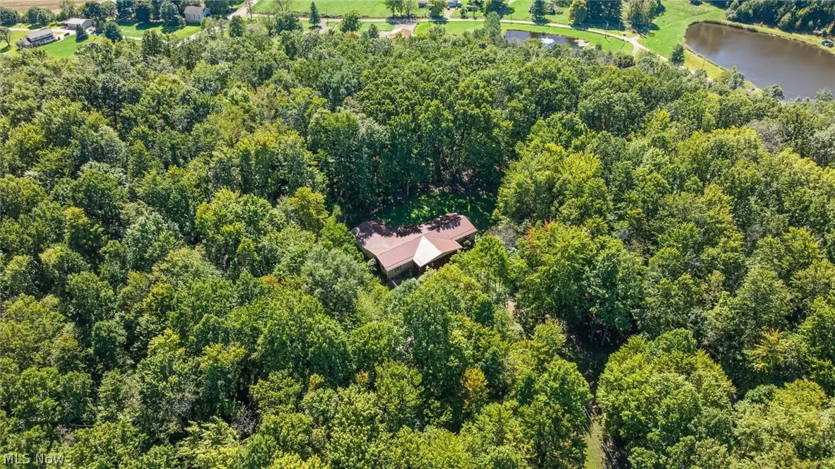 2038 Oldtown Valley Se Road, New Philadelphia, OH 44663 - #1