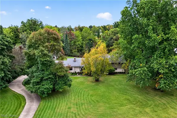 7805 Spring Lake Lane, Canfield, OH 44406