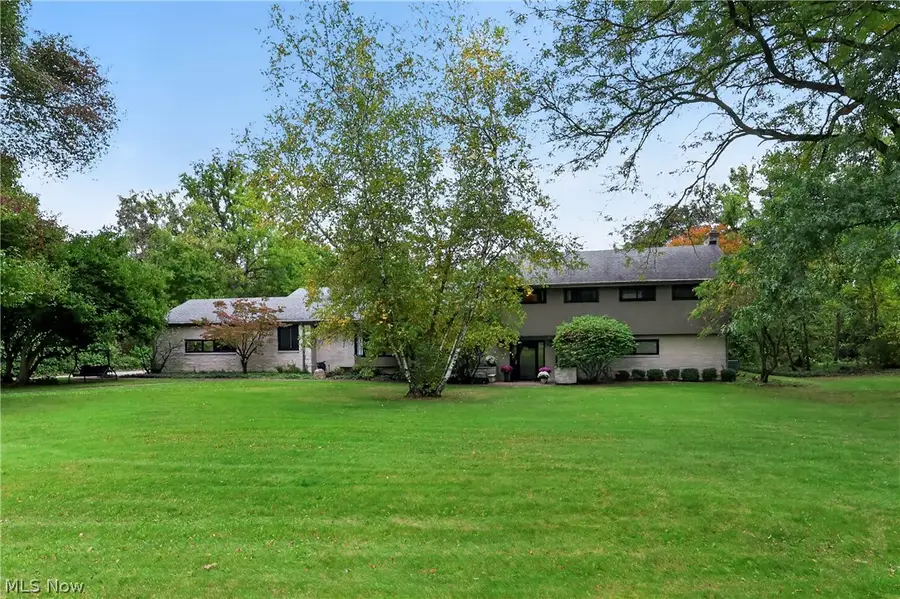7805 Spring Lake Lane, Canfield, OH 44406 - #2
