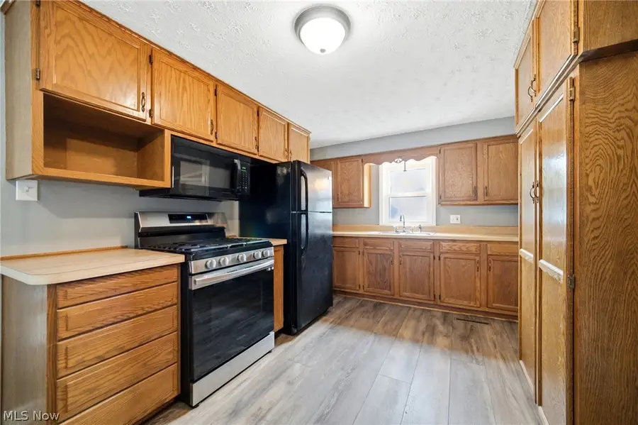 253 Franks Avenue, Wadsworth, OH 44281 - #3