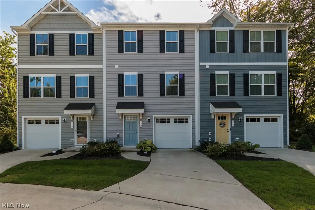 212 Raintree Lane, Painesville, OH 44077 - #1