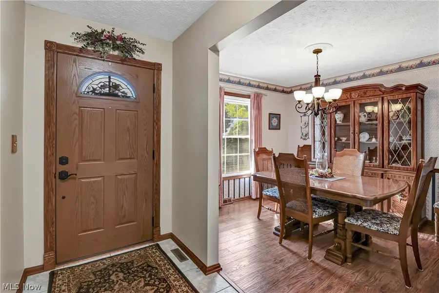3240 Forest Overlook Drive, Seven Hills, OH 44131 - #2