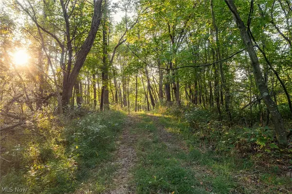 10772 Lawndell Sw Road #7, Navarre, OH 44608