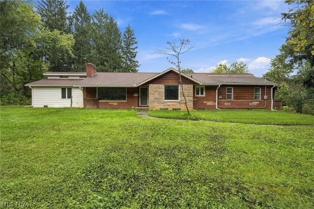1365 Hillandale Drive, Bath, OH 44333 - #1