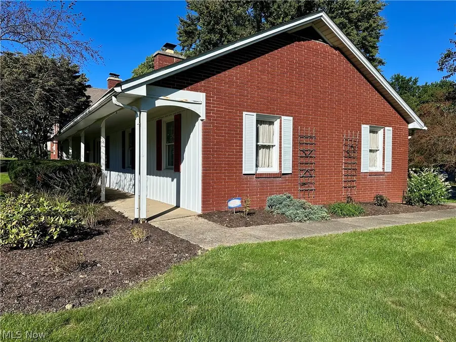 4130 Hyatt Nw Avenue, Massillon, OH 44646 - #2