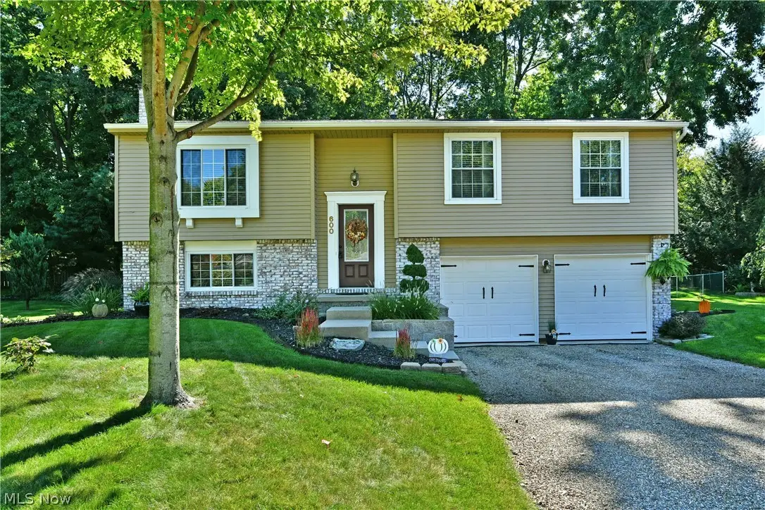 600 Pegotty Ne Court, Warren, OH 44484 - #1