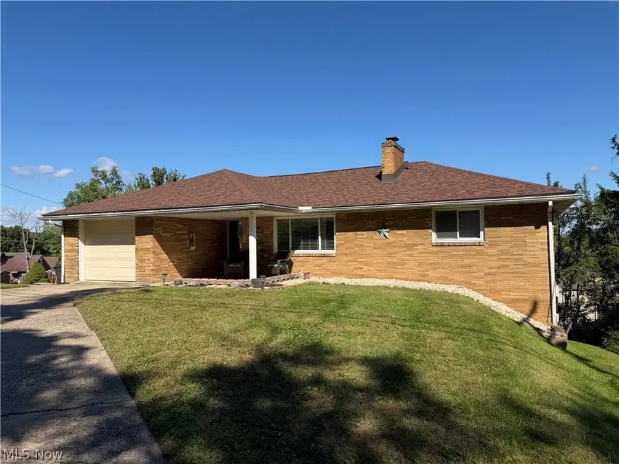 127 St Ann Way, Weirton, WV 26062 - #2