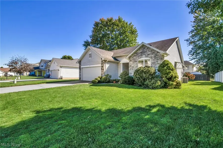 441 Pemberton Drive, Elyria, OH 44035 - #2