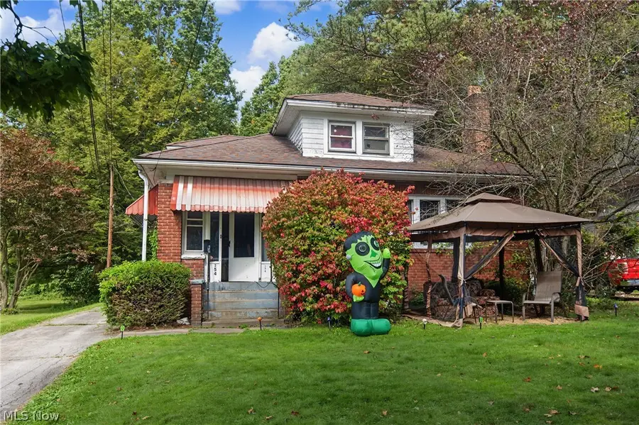 154 Hollywood Avenue, Youngstown, OH 44512 - #2
