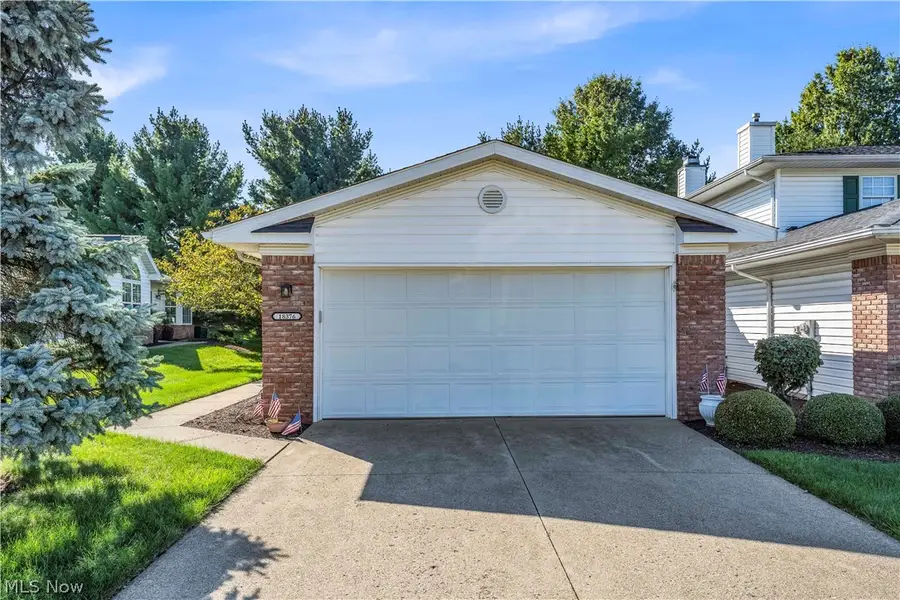 18376 Woodhaven Drive, Strongsville, OH 44149 - #3