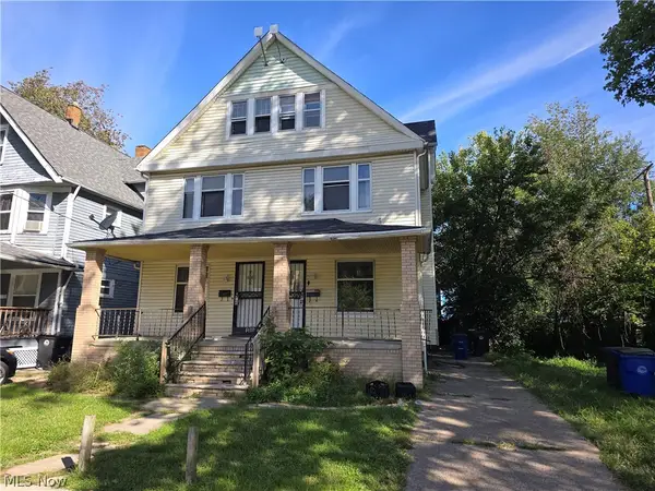 10007 North Boulevard, Cleveland, OH 44108
