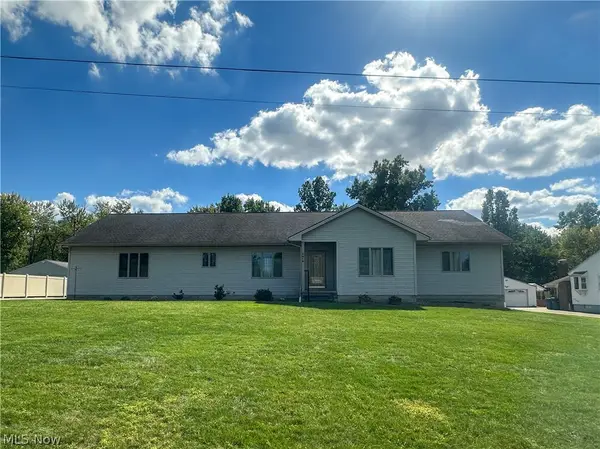 419 Secrist Lane, Girard, OH 44420
