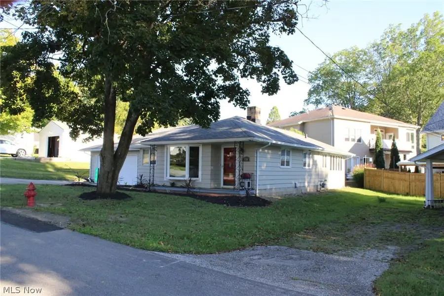 226 Willowwood Drive, Chippewa Lake, OH 44215 - #3