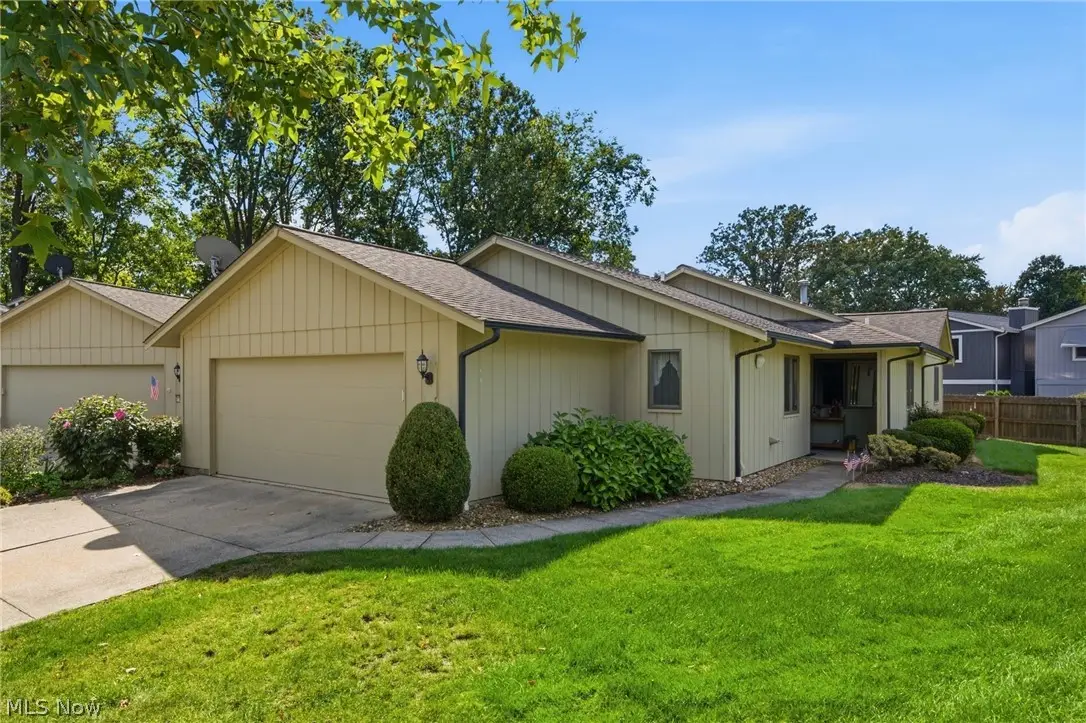 19407 Co Moor Boulevard, Strongsville, OH 44149 - #1