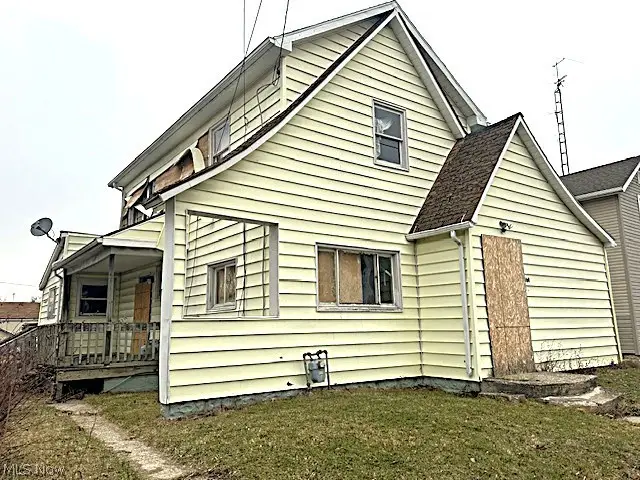 406 Ewing Avenue, Lima, OH 45801 - #1