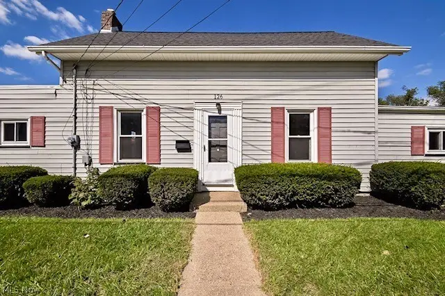 126 Lake Ne Avenue, Massillon, OH 44646 - #1