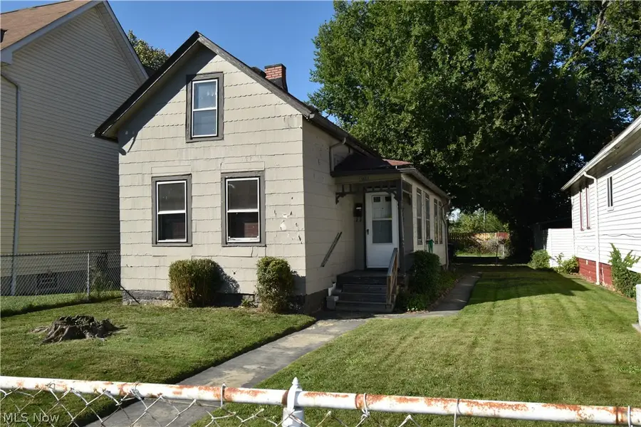 7424 Dudley Avenue, Cleveland, OH 44102 - #2
