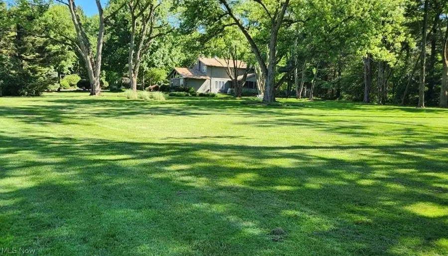 2025 Lyndway Road, Lyndhurst, OH 44121 - #2