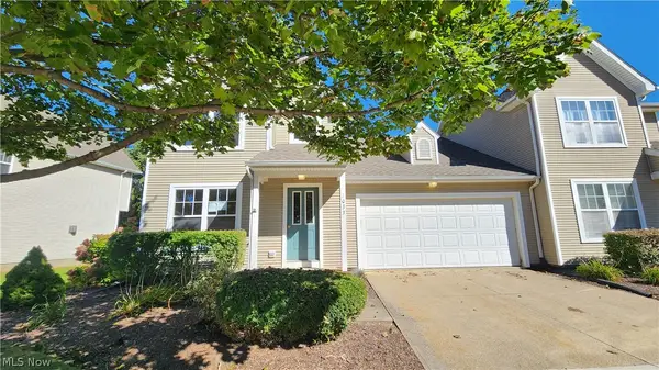 1033 Saint Michaels Way, Madison, OH 44057