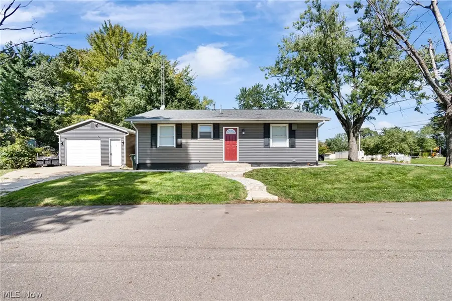 2901 Richmond Ne Avenue, Canton, OH 44705 - #2