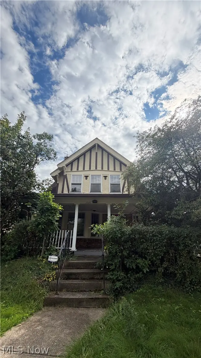3326 E Berkshire E Road, Cleveland Heights, OH 44118 - #2
