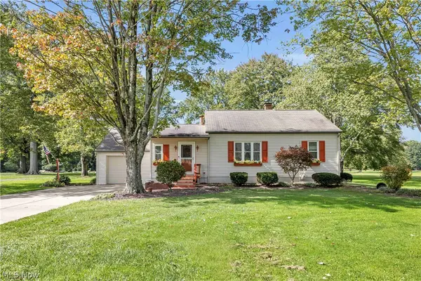 1732 Pleasant Valley Road, Girard, OH 44420