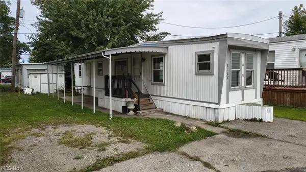8162 Russell Lane, Cleveland, OH 44144