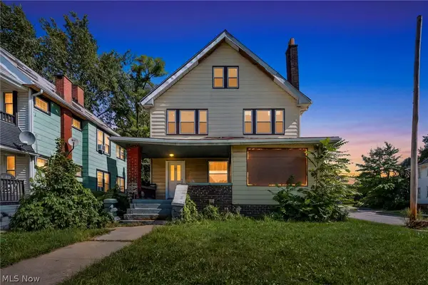 891 Paxton Road, Cleveland, OH 44108