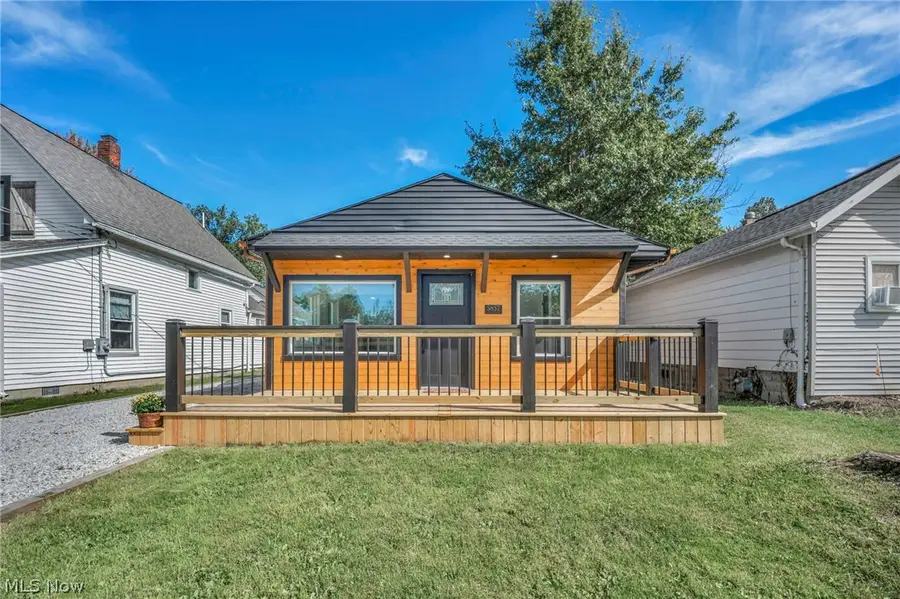 5857 Melody Lane, Mentor On The Lake, OH 44060 - #2