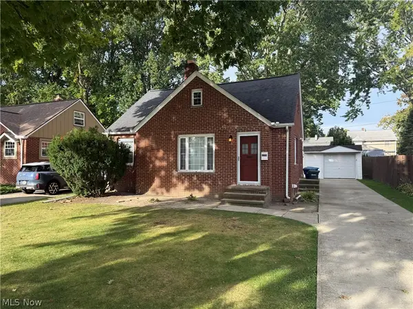 4588 W 227th Street, Fairview Park, OH 44126