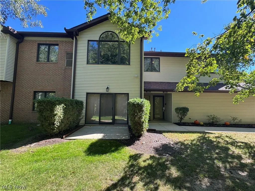 7266 Village Drive, Mentor, OH 44060 - #1