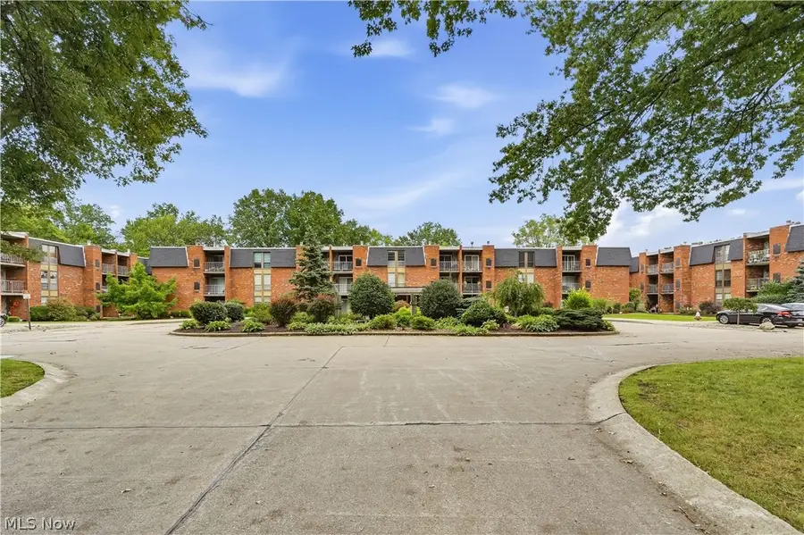 4187 Columbia Road #136, North Olmsted, OH 44070 - #3