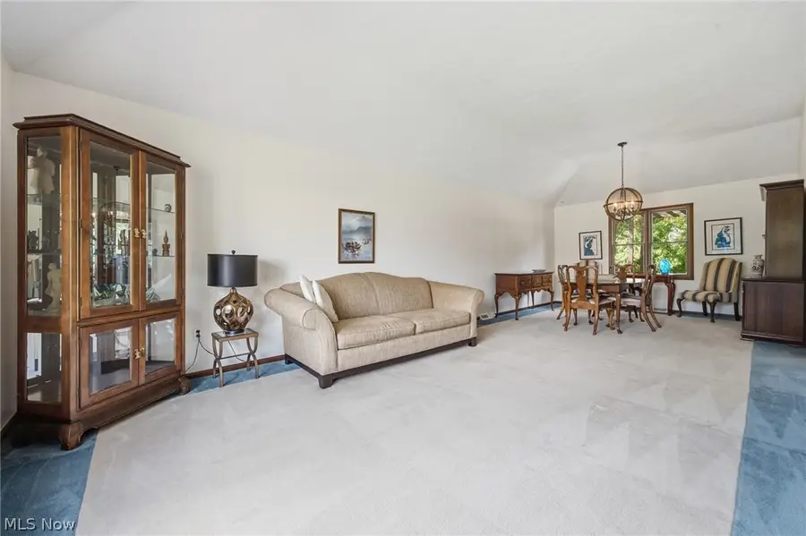 3374 Kings Mill Run, Rocky River, OH 44116 - #2