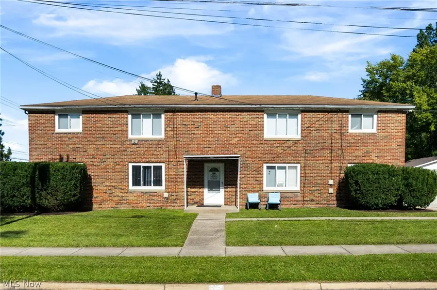 3293 7th Street, Cuyahoga Falls, OH 44221 - #3