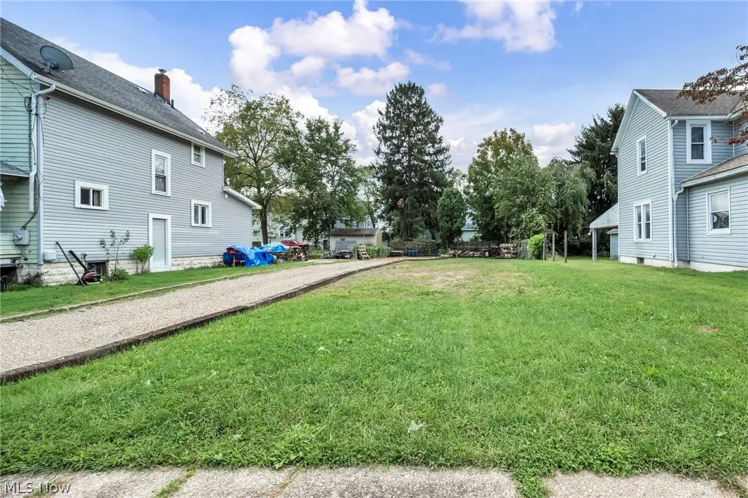 52 Norwood Street, Barberton, OH 44203 - #1