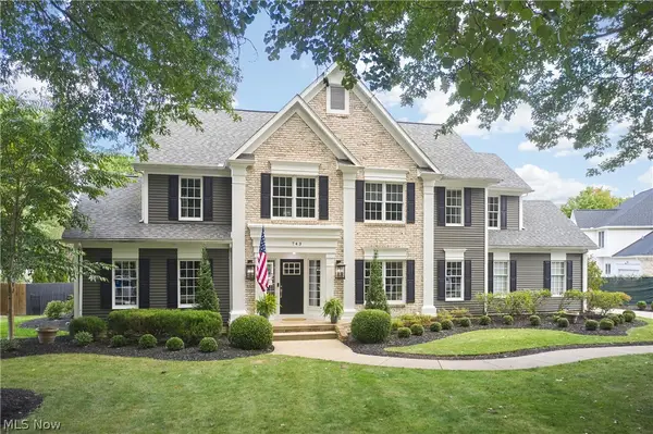 743 White Tail Ridge Drive, Fairlawn, OH 44333