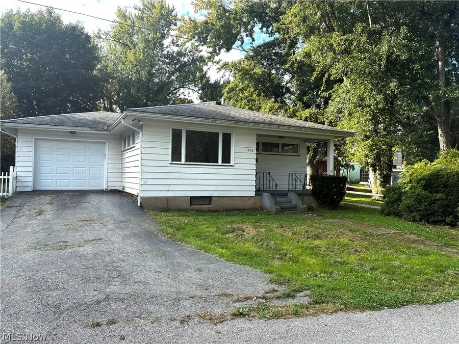 650 Inez, East Liverpool, OH 43920 - #2