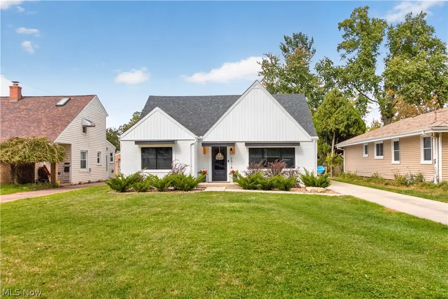 6818 Franke Road, Middleburg Heights, OH 44130 - #2