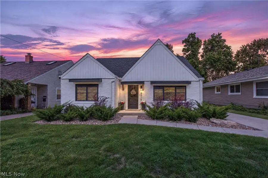 6818 Franke Road, Middleburg Heights, OH 44130 - #3