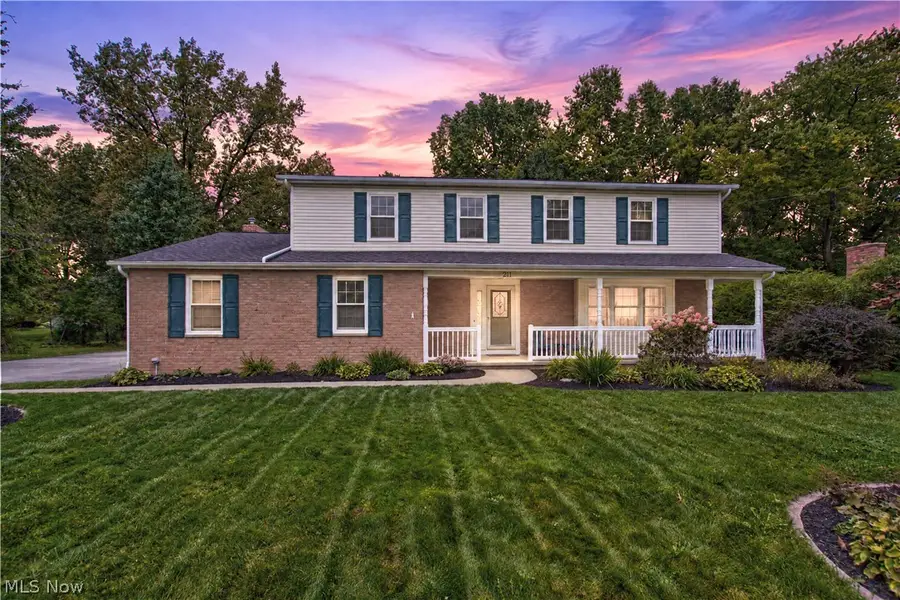 211 Beacon Hill Boulevard, Northfield, OH 44067 - #2