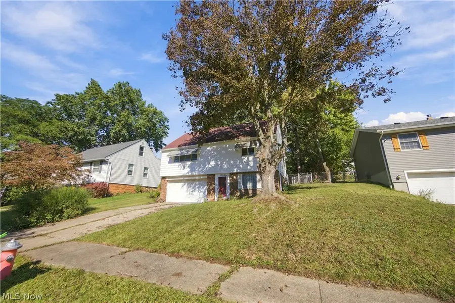 4929 E 81 Street, Garfield Heights, OH 44125 - #3