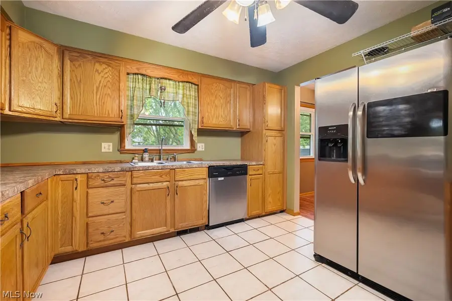 1451 Mishler Ne Street, Alliance, OH 44601 - #3