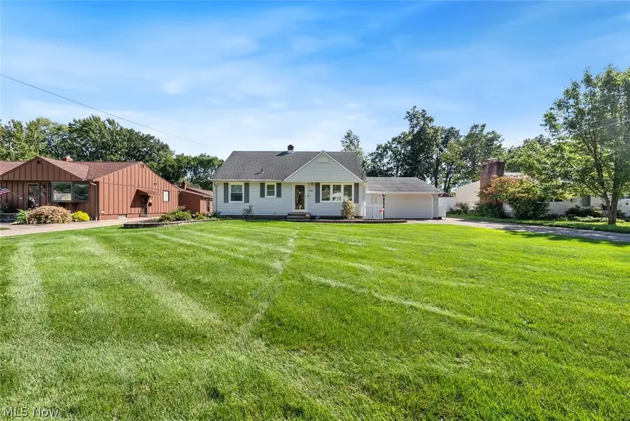 5987 Burns Road, North Olmsted, OH 44070 - #2