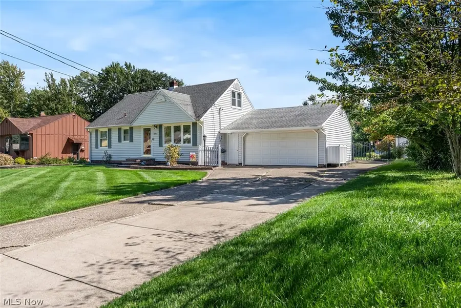 5987 Burns Road, North Olmsted, OH 44070 - #3