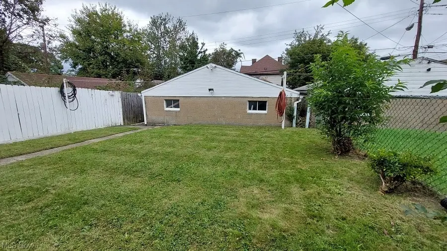 1311 Pennsylvania Avenue, Steubenville, OH 43952 - #3