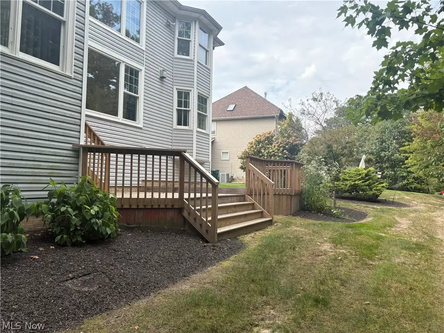 309 Knollwood Trail, Richmond Heights, OH 44143 - #3