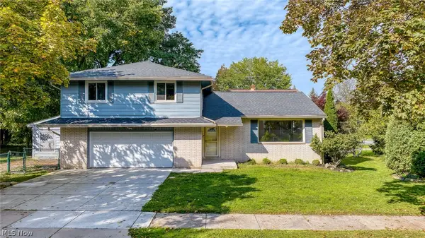2120 Cedarview Drive, Beachwood, OH 44122