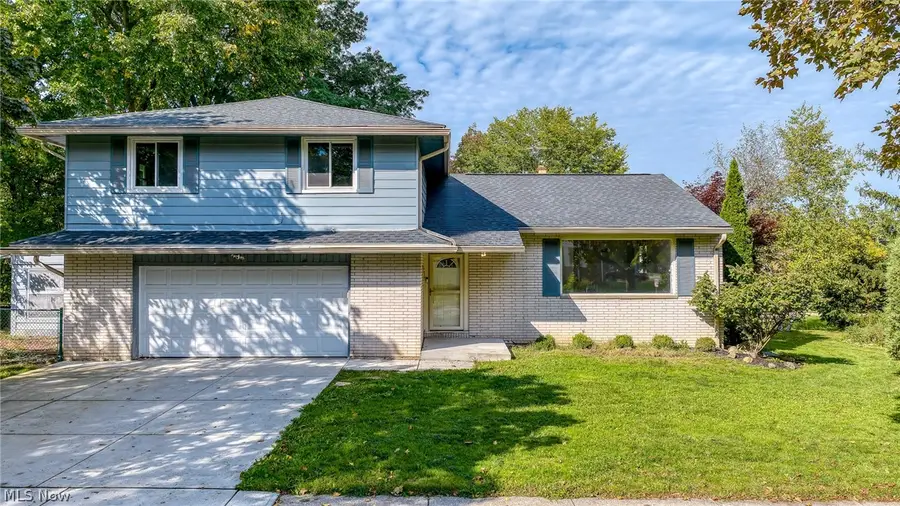 2120 Cedarview Drive, Beachwood, OH 44122 - #2
